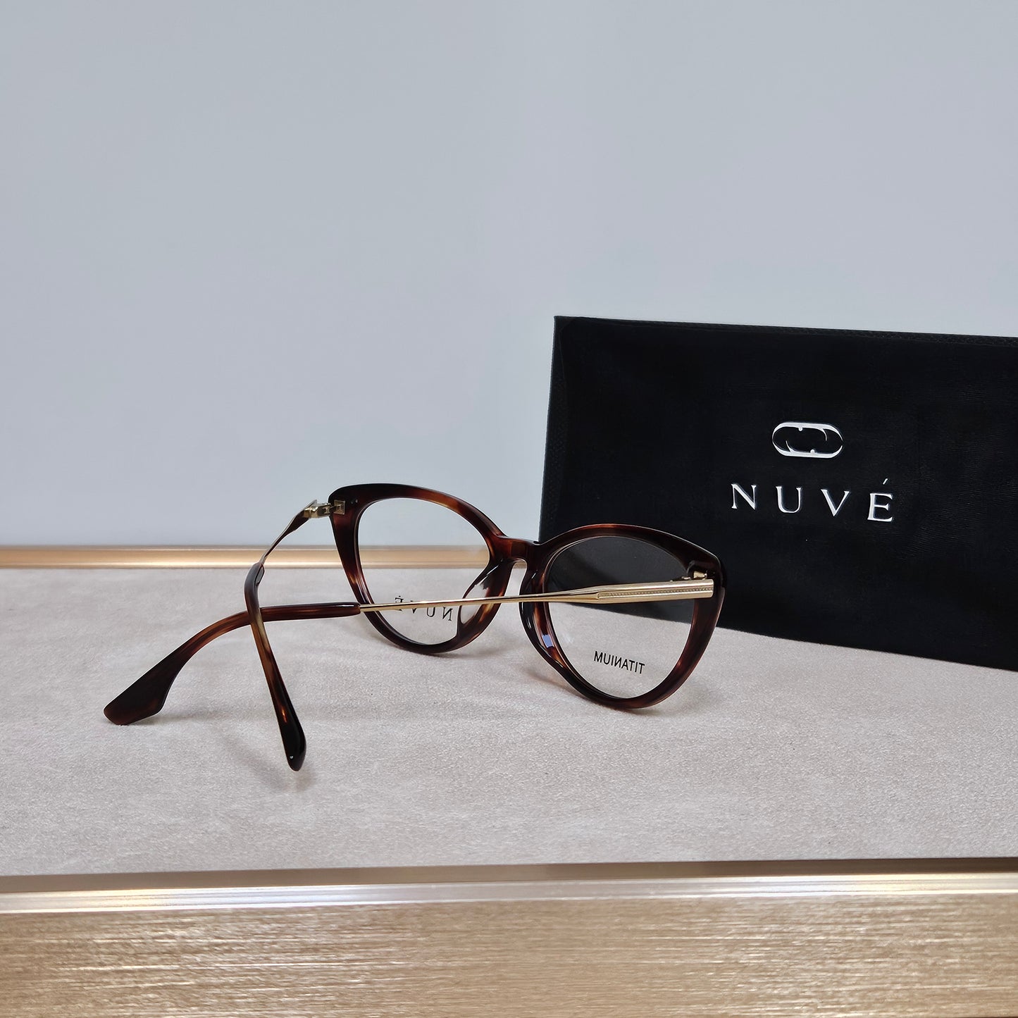 Nuvé Siena – Tortoise Titanium Optical Frames (Non-Prescription)