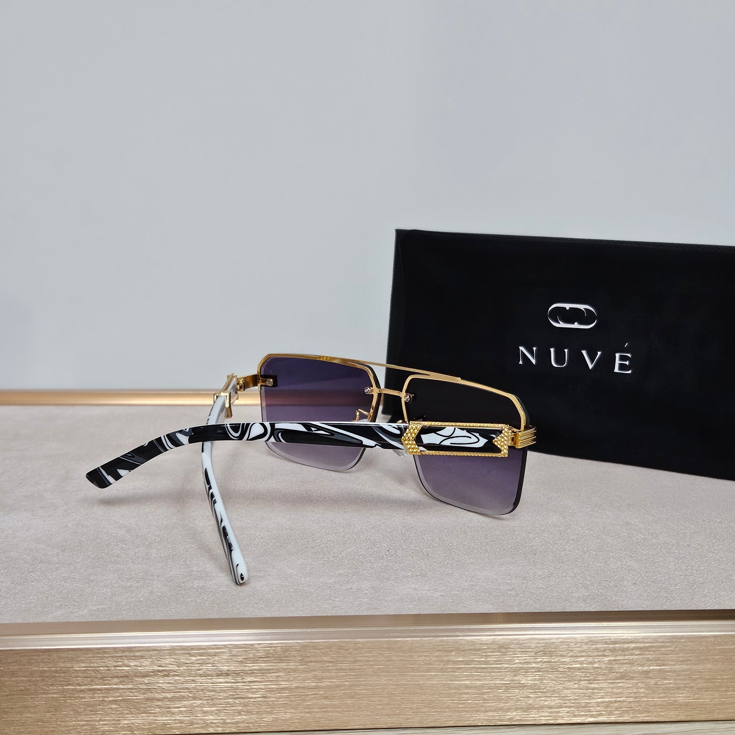 Marble Luxe by Nuvé