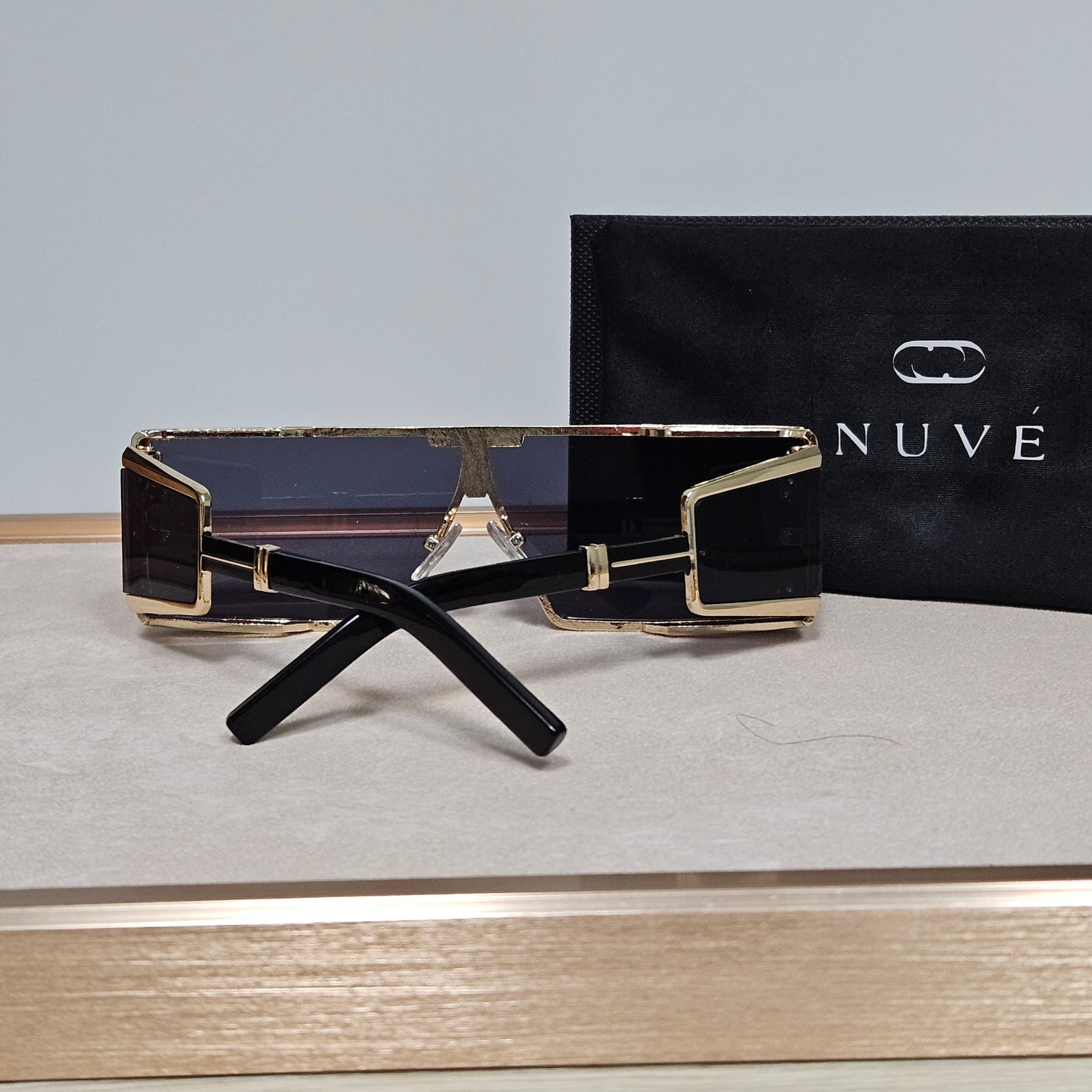 Nuvé Luxe Shield Sunglasses – Bold. Refined. Unapologetic.