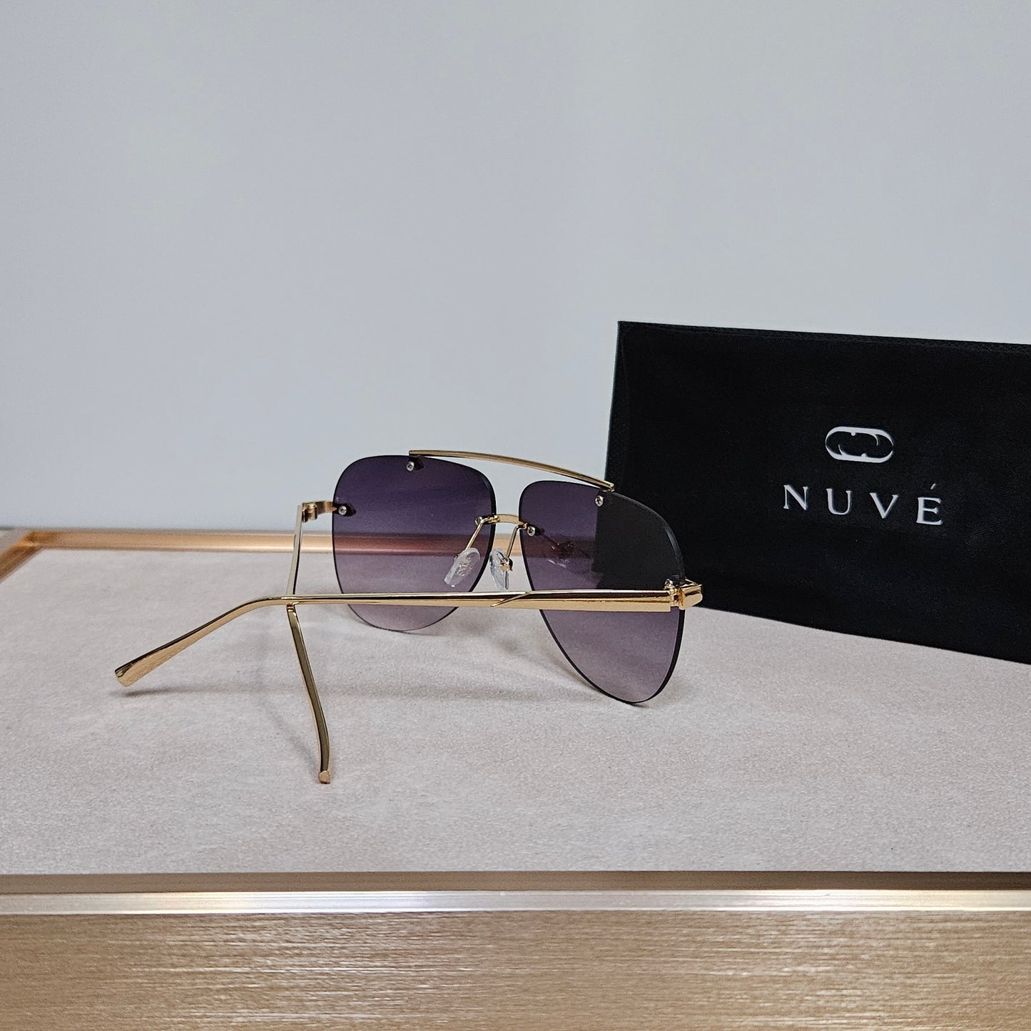 Nuvé Horizon Night Aviator Sunglasses – Gradient Lenses