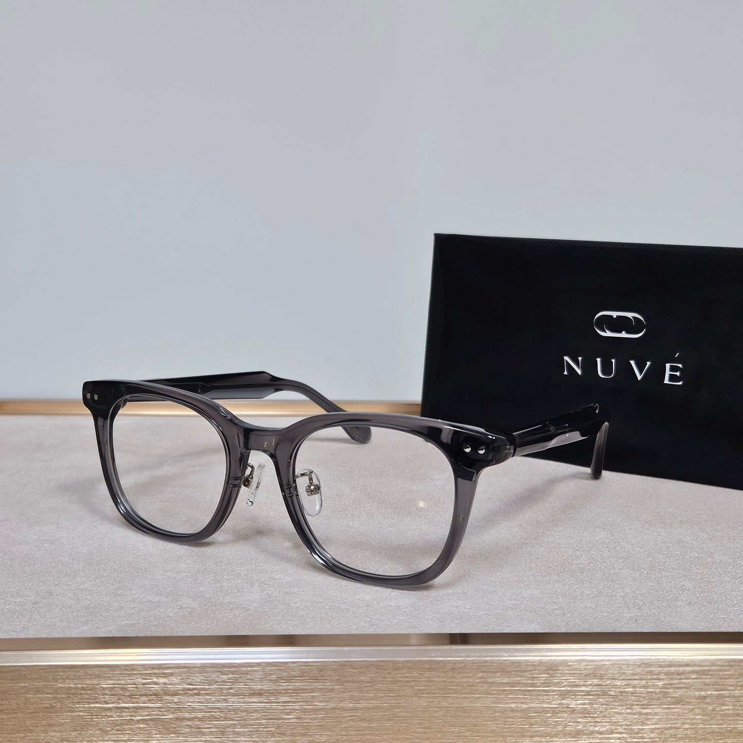Nuvé Slate – Sleek. Modern. Effortless.