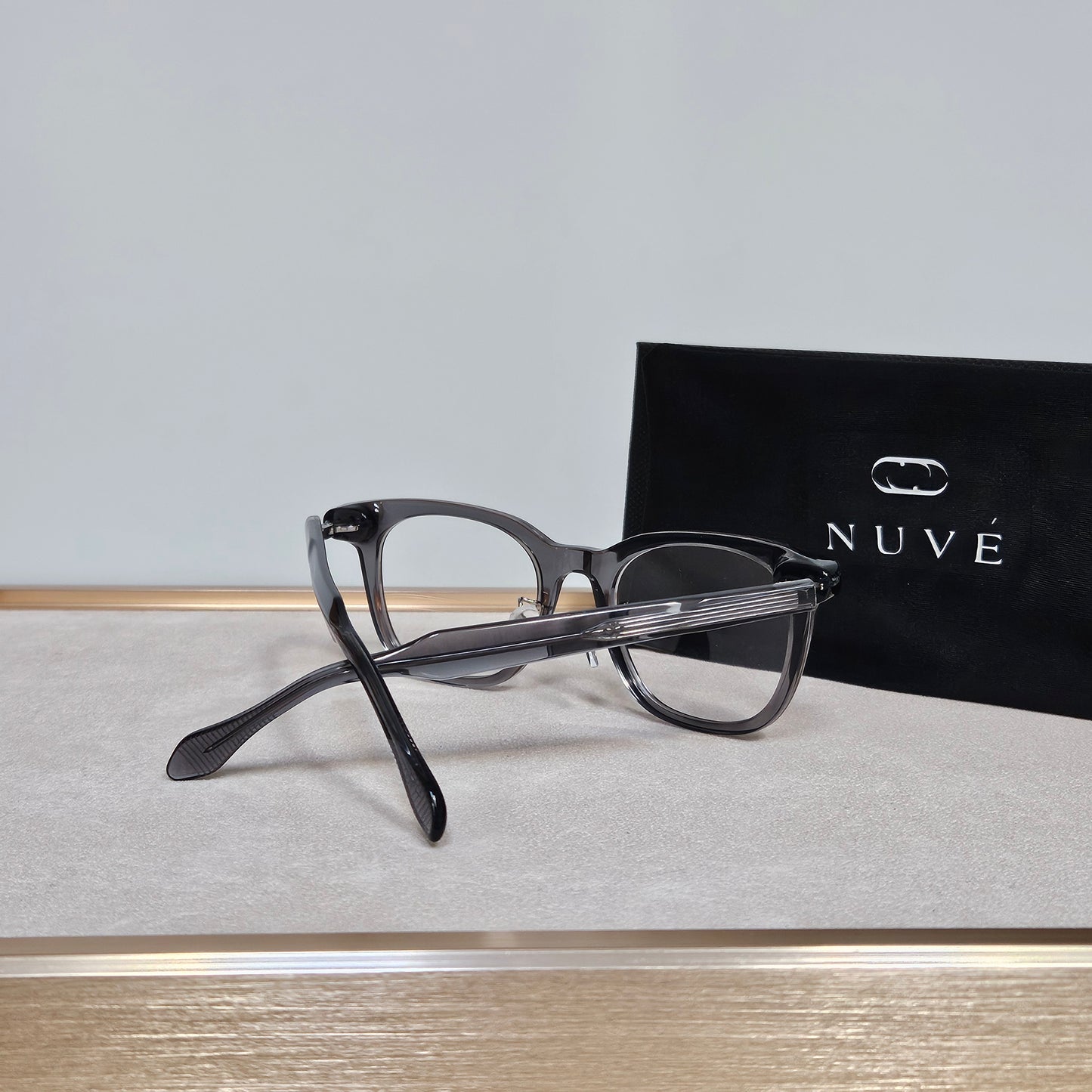 Nuvé Slate – Sleek. Modern. Effortless.