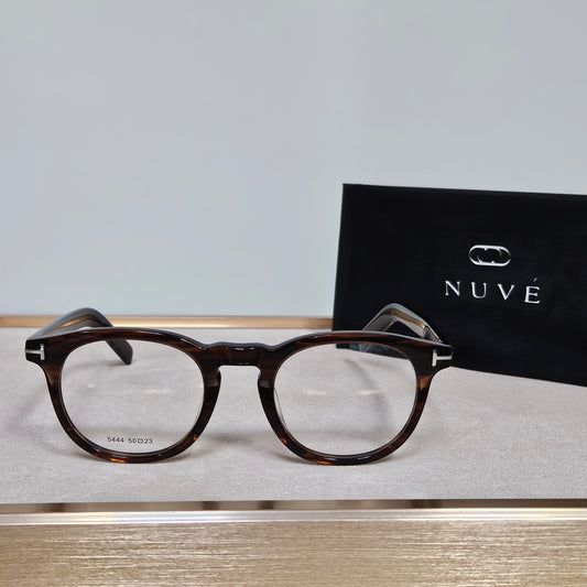 Nuvé Bourbon – Timeless. Warm. Refined