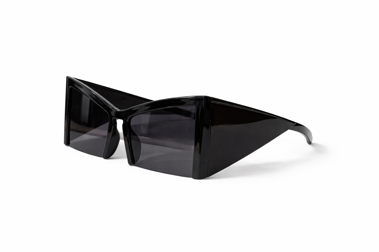 Monolith–Black Smoke Lens