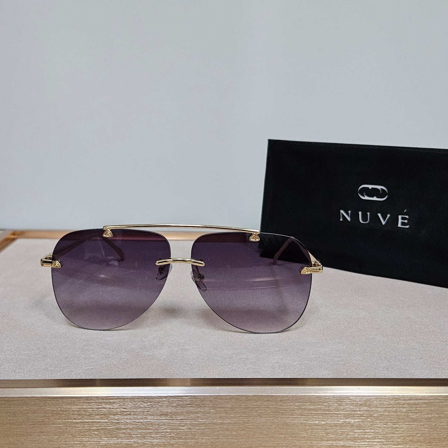 Nuvé Horizon Night Aviator Sunglasses – Gradient Lenses