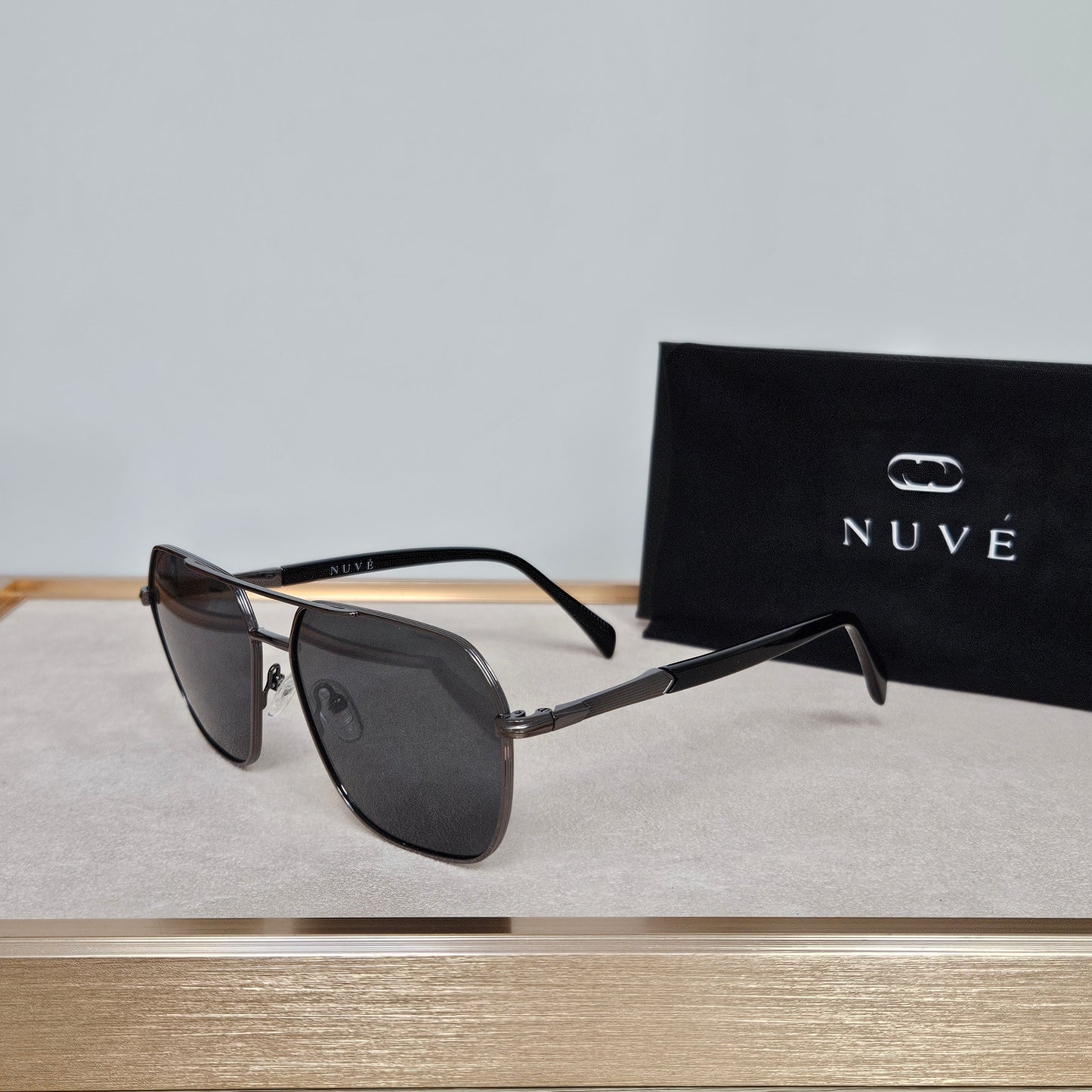 Nuvé – Shadow Steel