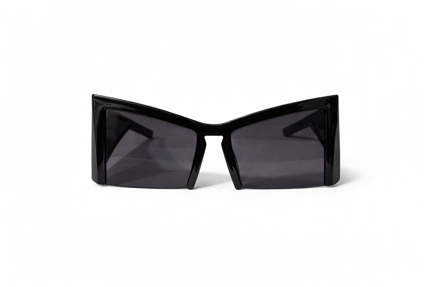 Monolith–Black Smoke Lens