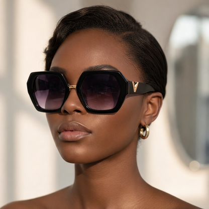 Octavia Lux–Black Oversized