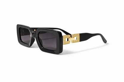Savina Oversized–Black / Gold