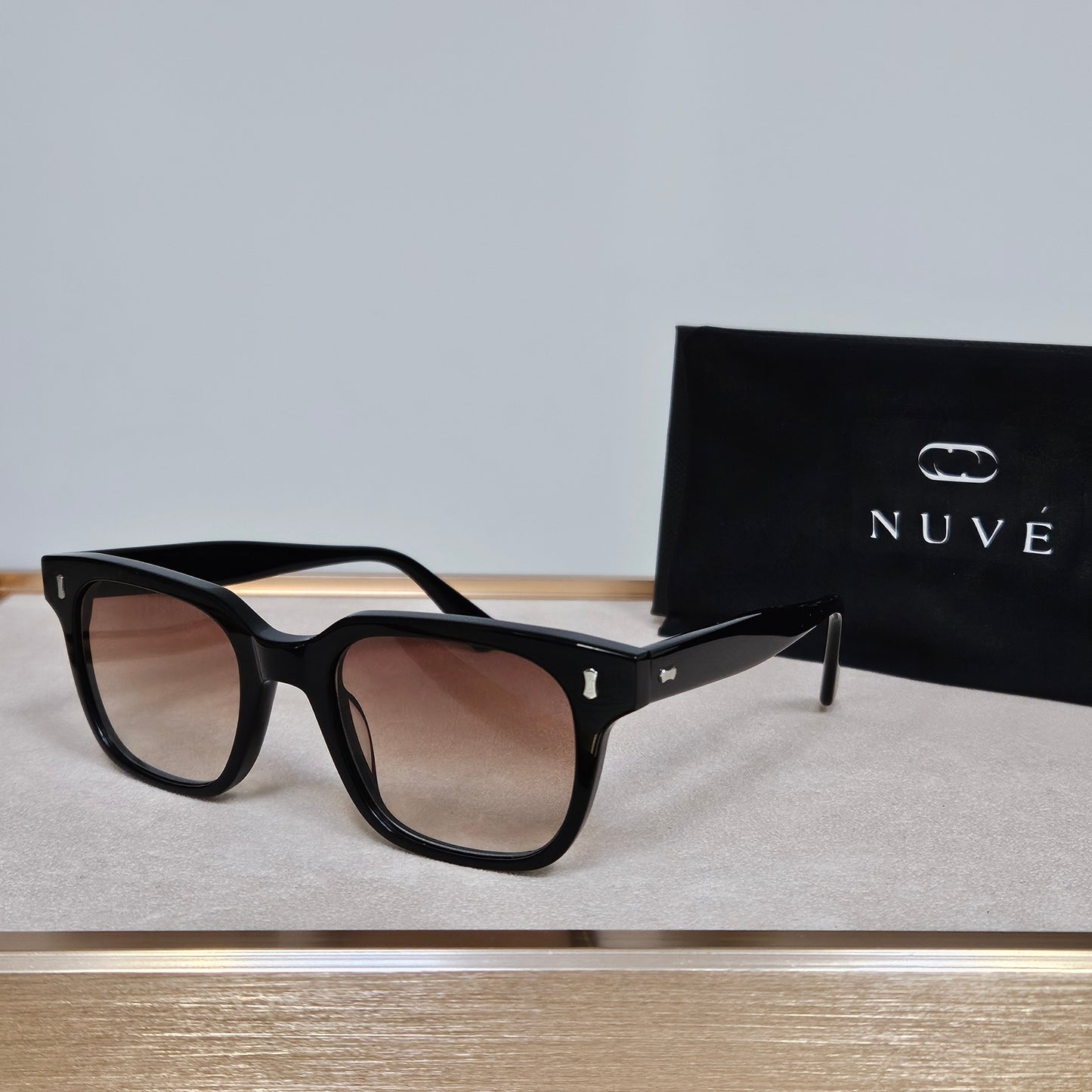 Nuve Classic Square